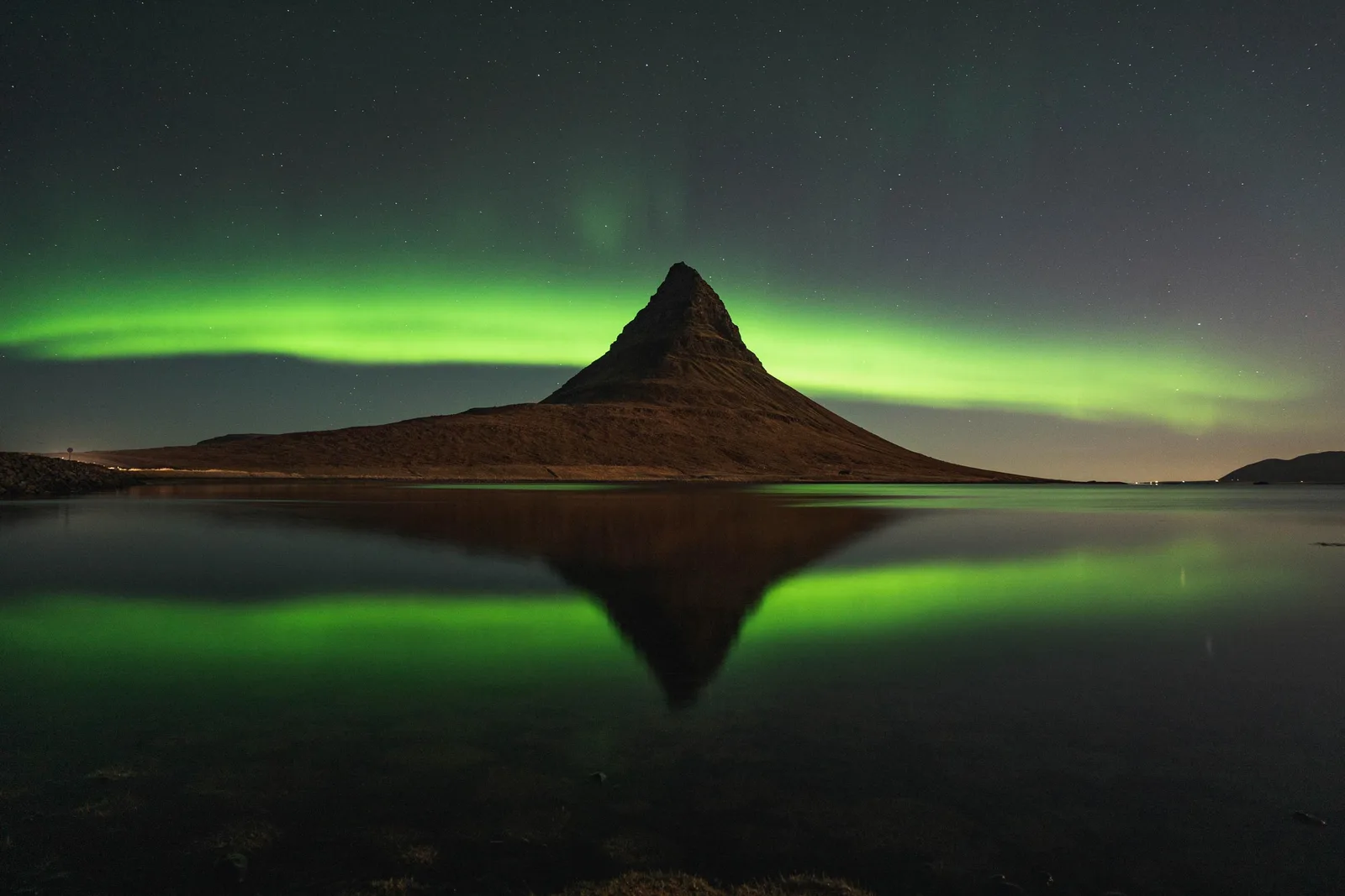 How to Photograph the Northern Lights: Camera Settings and Tips for Beginners